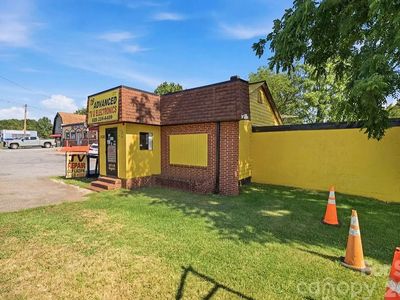 2026 12th Ave NE