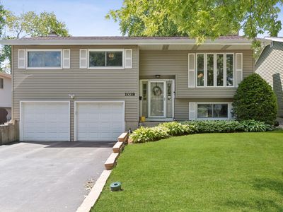 Property at 1018 Dawes Ave, Wheaton, IL