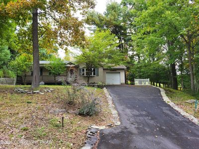 141 Manchester Dr