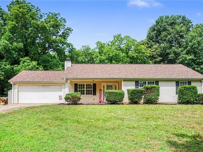 Property at 266 Freeman Dr, Maysville, GA