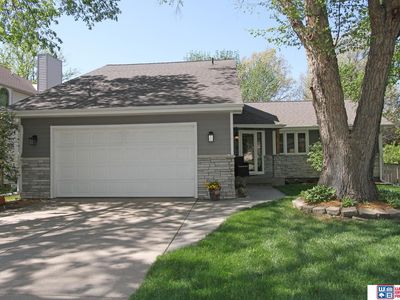 5809 Woodstock Ave
