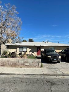 1212 E Webb Ave
