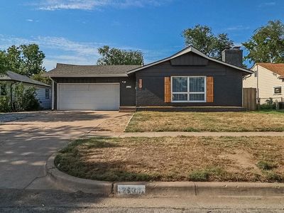 2538 W Columbine Ln