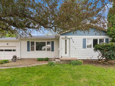 914 Loretta Ave