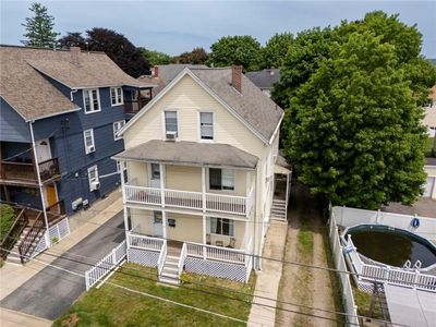 32 Vine St