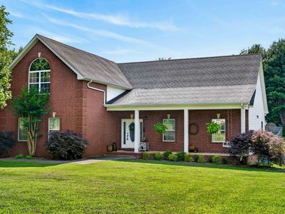 120 Strassle Dr