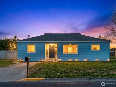 523 SW K St.