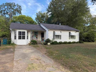 214 N Bird Ave
