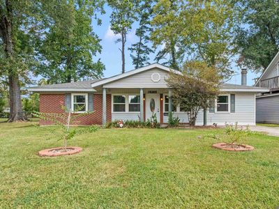 14265 Firethorn Dr