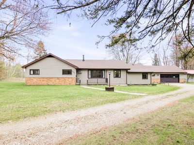 4602 Howard Rd
