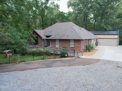 197 Lorman Ln