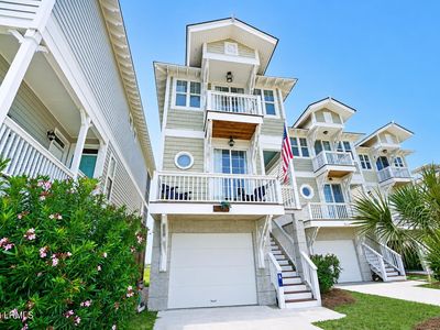 17 Quarterdeck Lane