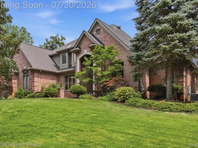 3380 Sutton Ln