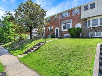 959 Elm Rd