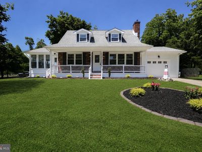 4 McClain Ave