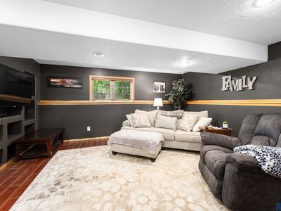 940 E Ryan Dr