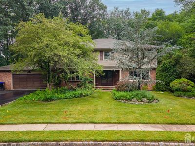 4 Liberty Bell Ct