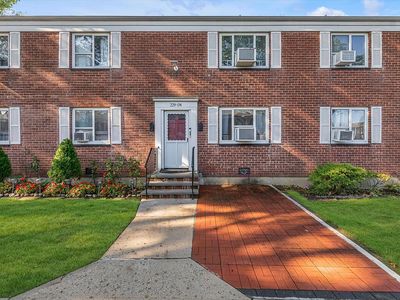 209-04 Hillside Ave Floor 1