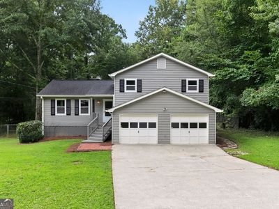 707 Cristy Ln