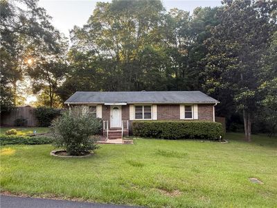 Property at 105 Fairway Dr, Valley, AL