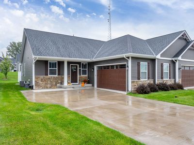 3090 Mary Leigh Dr