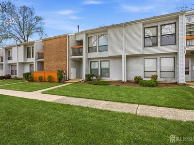 7 Dennison Dr #D