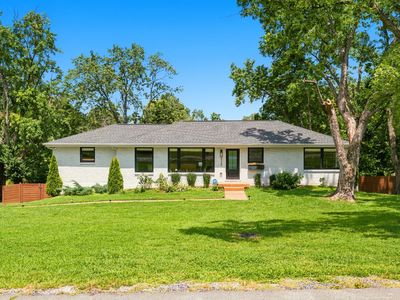 2320 Ridgeland Dr