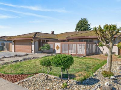 7394 Farm Dale Way