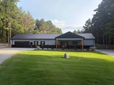 2525 Sinai Dr