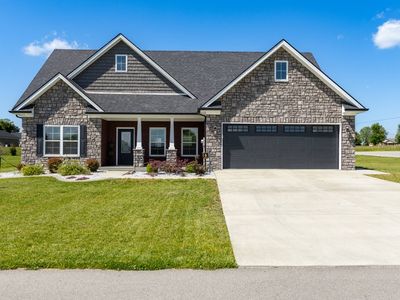 Property at 6 Irma Ln, Loretto, KY