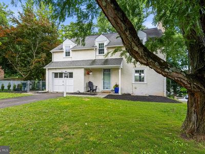 220 Walnut Ln