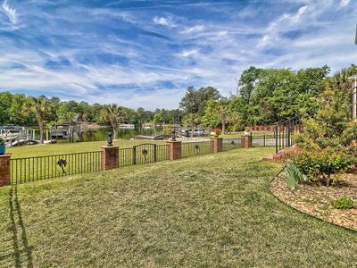217 Palm Lake Dr