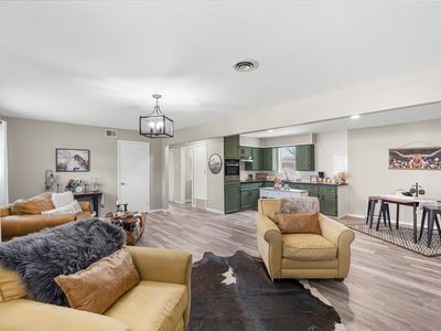 105 W College St