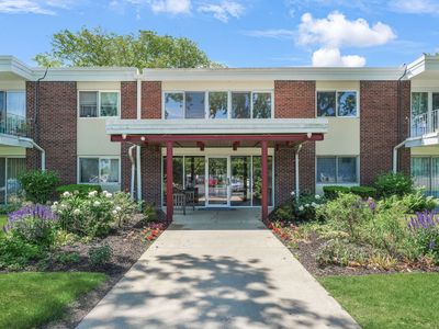 127 N Wolf Rd APT 58A