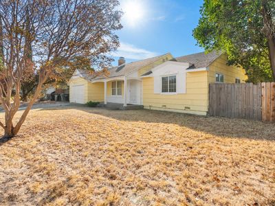 7043 Demaret Dr