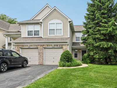 2992 Waters Edge Cir