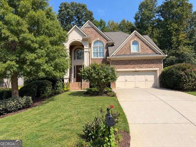 211 Cedarhurst Dr