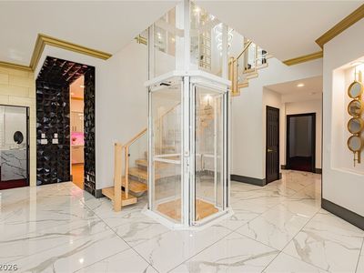 9498 Malasana Ct