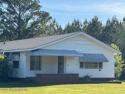 683 Old Holmesville Rd