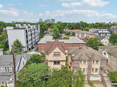 245 Warren Ave
