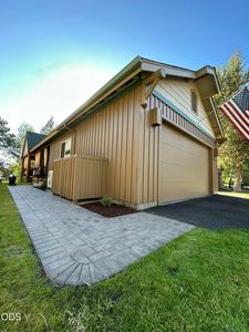 4614 Marsh Hawk Dr