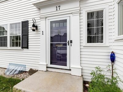 17 Highland St #1