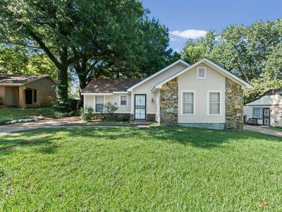 3887 Houghton Cv