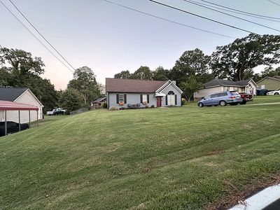 945 N Goodrich Ave