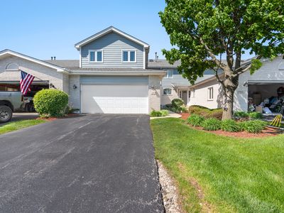8592 Tullamore Dr