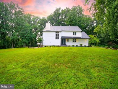 1375 Pond View Ln