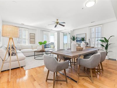 3700 Sandpiper Rd APT 121