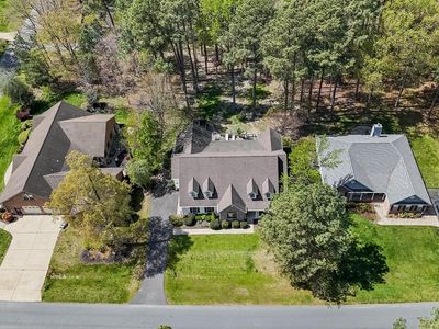 14855 King Charles Dr