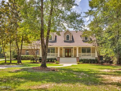 2913 Holden Dr