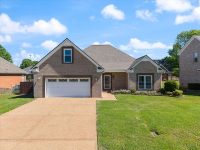 104 Holly Berry Dr